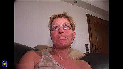 Amateur Big Boobs MILF Gets Wet